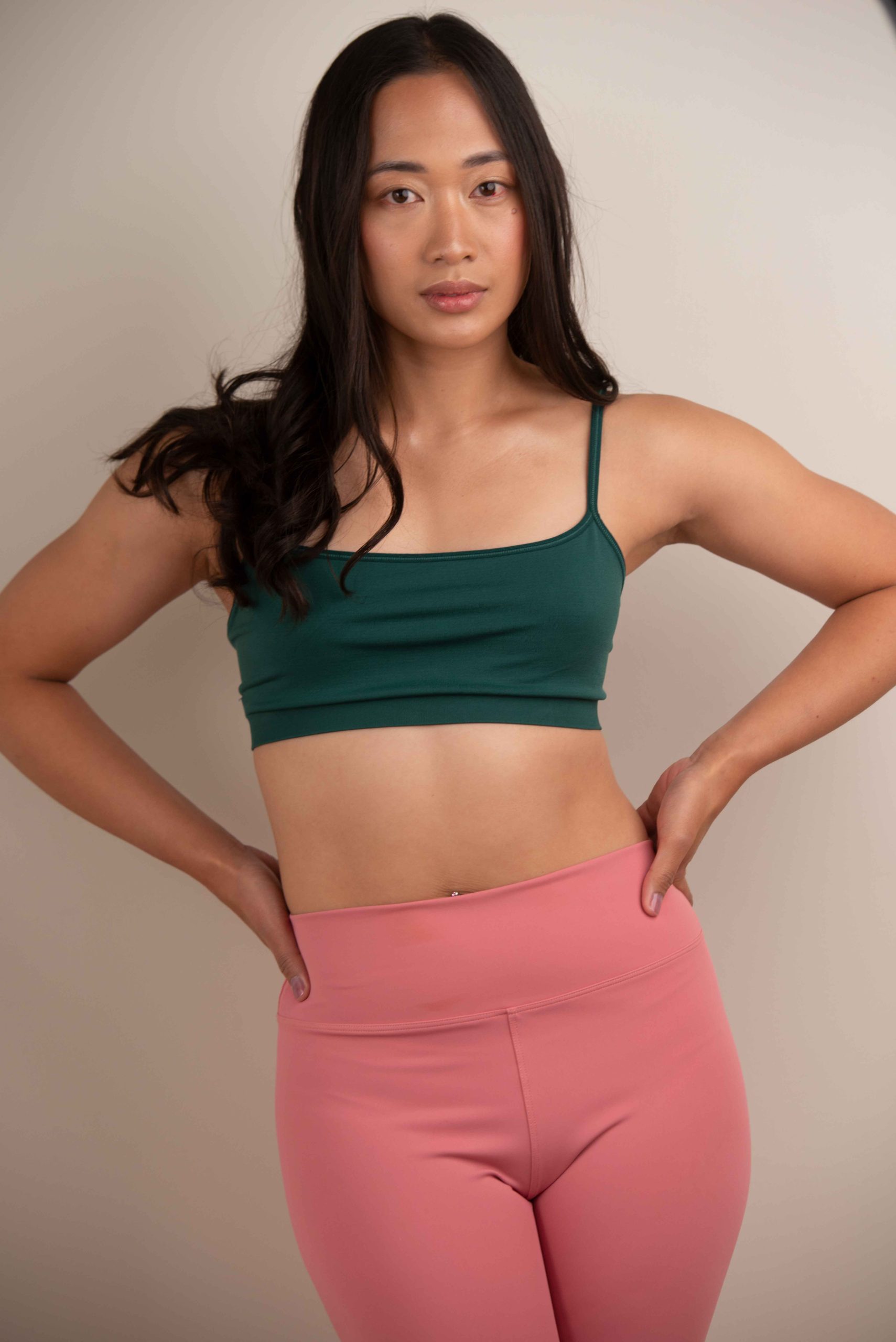 Low impact squire neck bralette